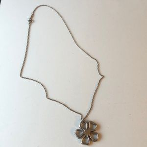 SALE‼️Tiffany and co. Five leaves flower necklace